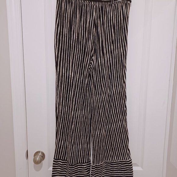 Suzy Shier Striped Pants - Picture 7 of 8